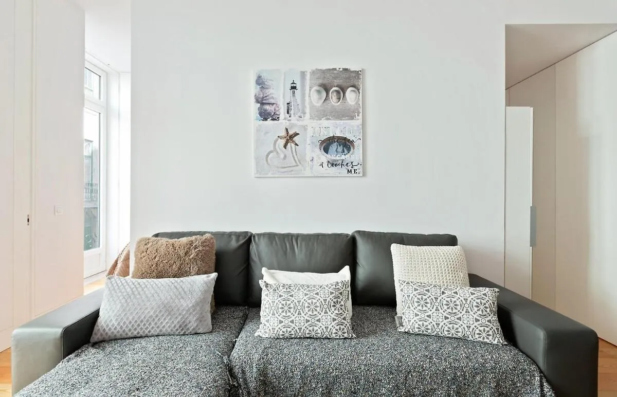 Spacious 1 Bedroom Apartment Near Baixa Lissabon Portugal