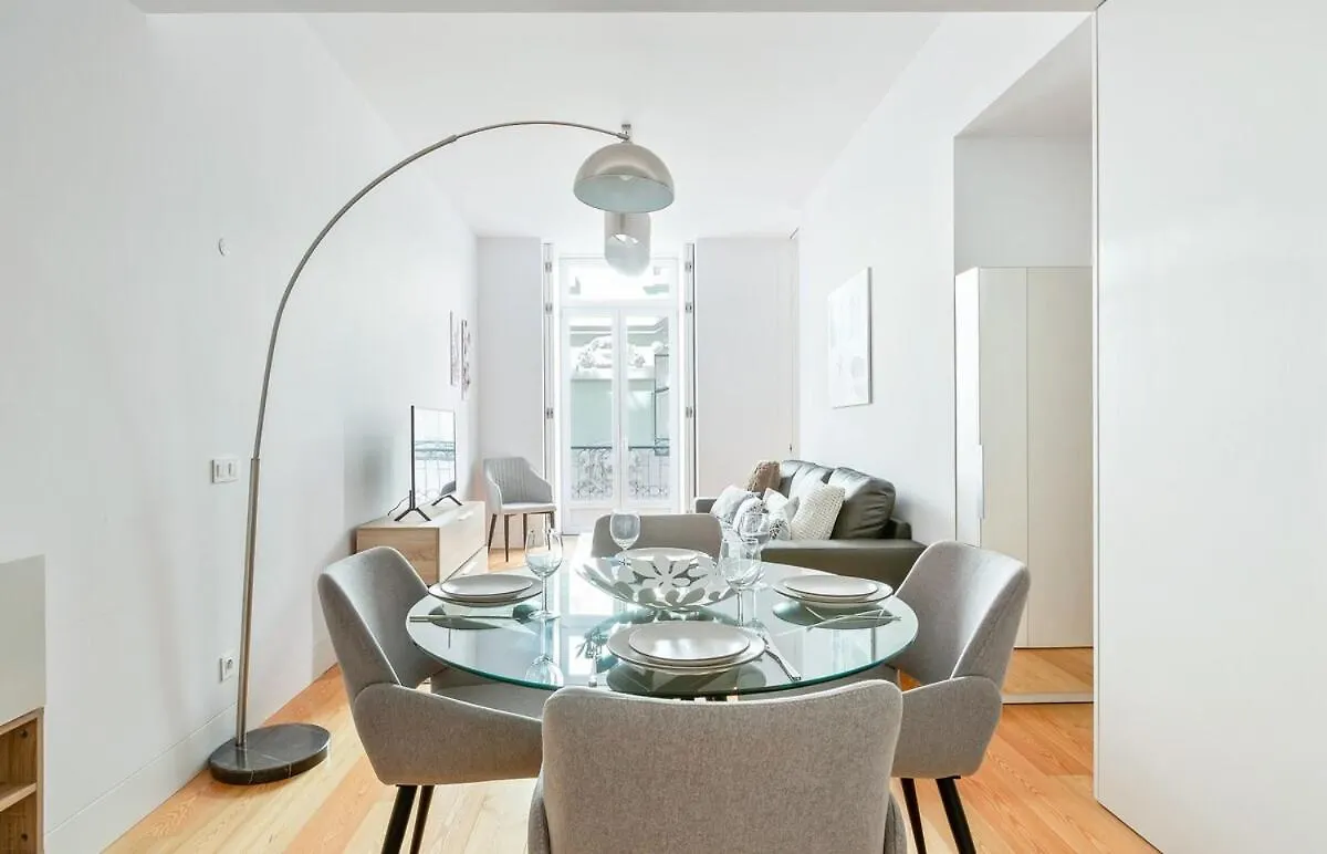Spacious 1 Bedroom Apartment Near Baixa Lissabon 0*,